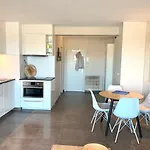 Apartment Zeedijk Emperador *