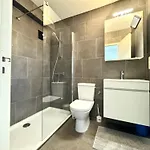 Apartment Zeedijk Emperador *